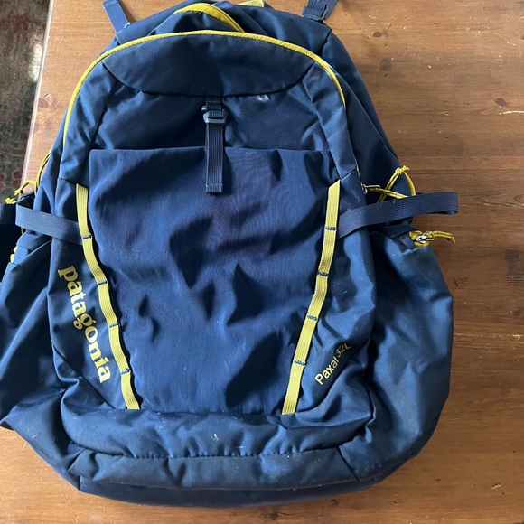 patagonia computer backpacks Black Hole Backpack The Patagonia Black Hole Micro MLC is a travel Patagonia Refugio Day Pack 26L